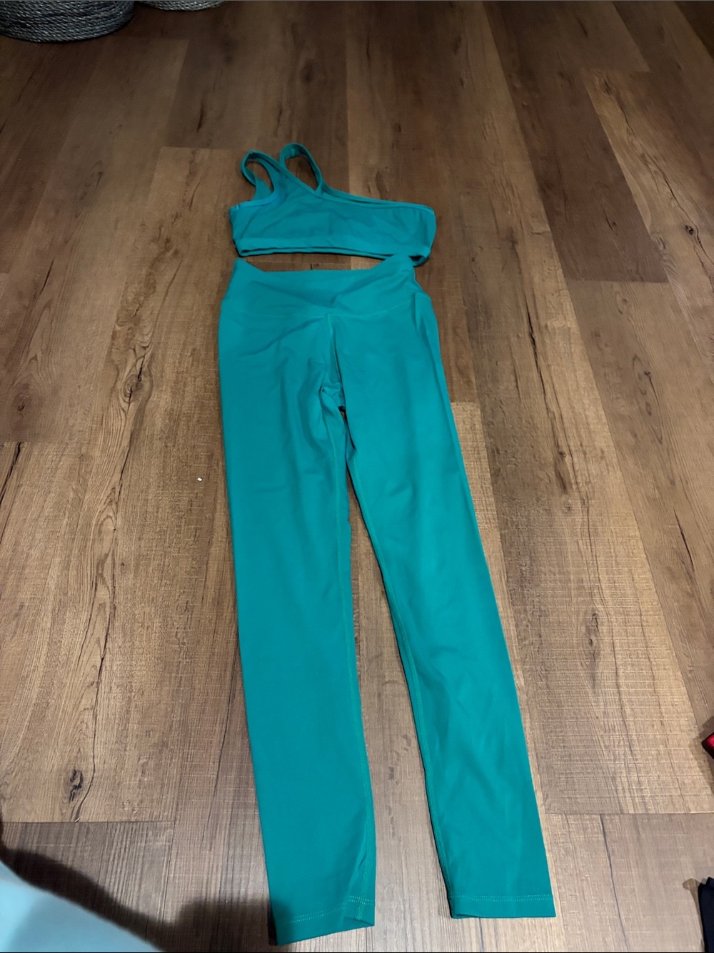 Pac Sun Women’s Teal High-Waist Yoga Leggings & one shoulder Sports Bra Set